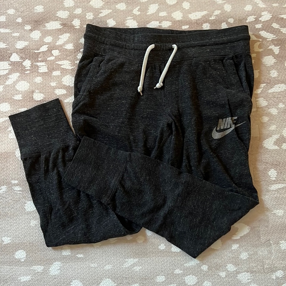 nike drawstring thin jogger